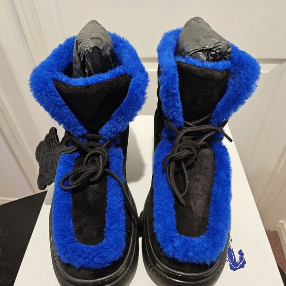 BURBERRY Shearling Creeper Boots - Picture 3 of 8